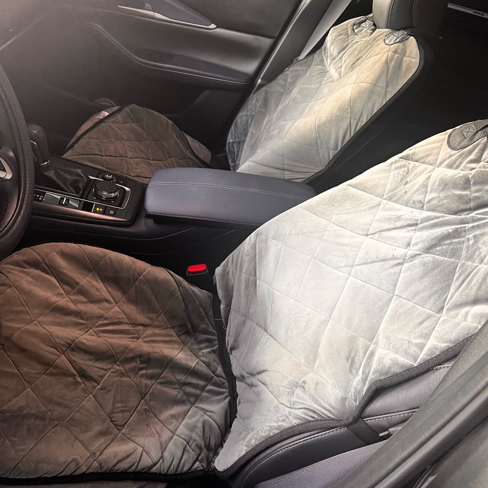 Plush Paws pet car seat covers (2)